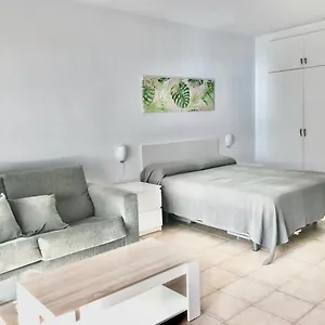 Apartamento Benal Beach